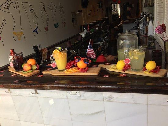 MadRock Tapas Restaurant & Cocktail Bar